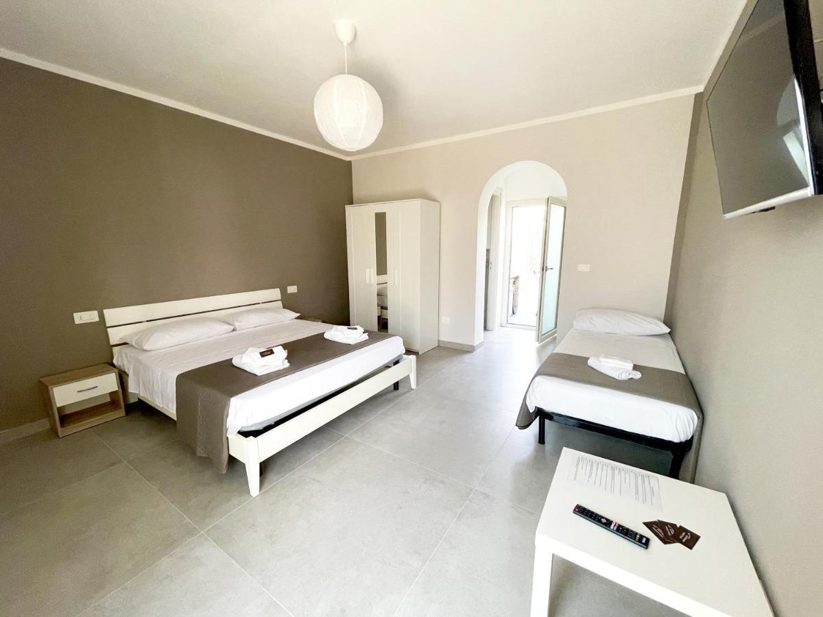 B&B Il Tirreno Cipollina Kültér fotó