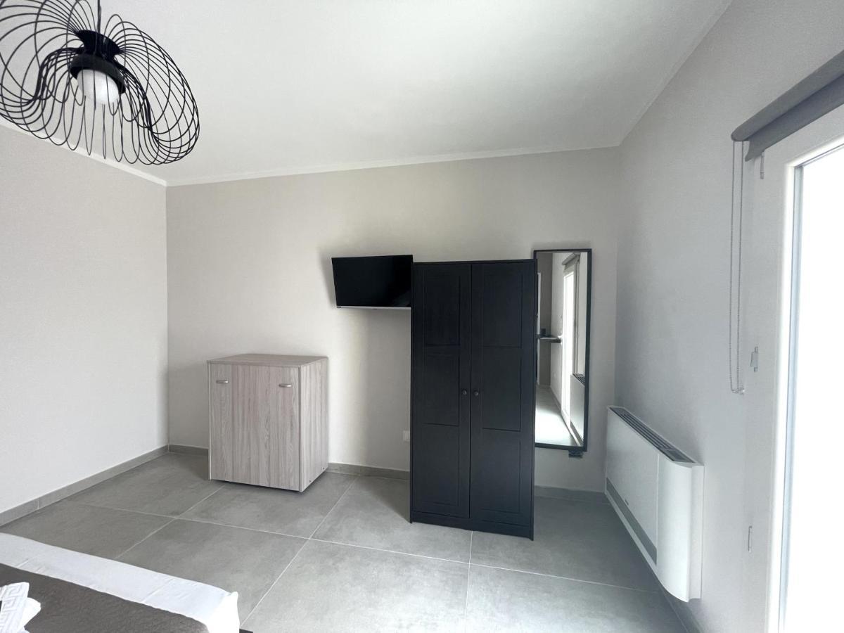 B&B Il Tirreno Cipollina Kültér fotó
