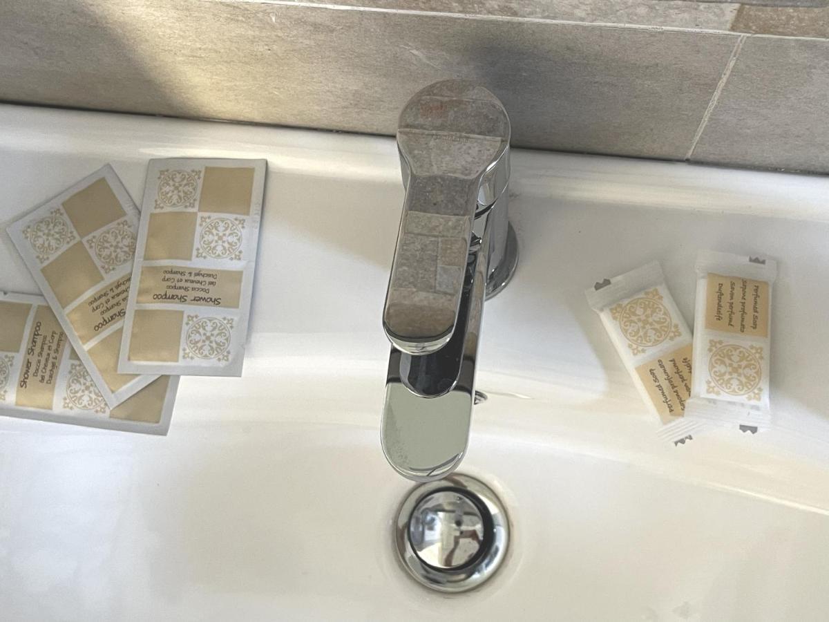 B&B Il Tirreno Cipollina Kültér fotó