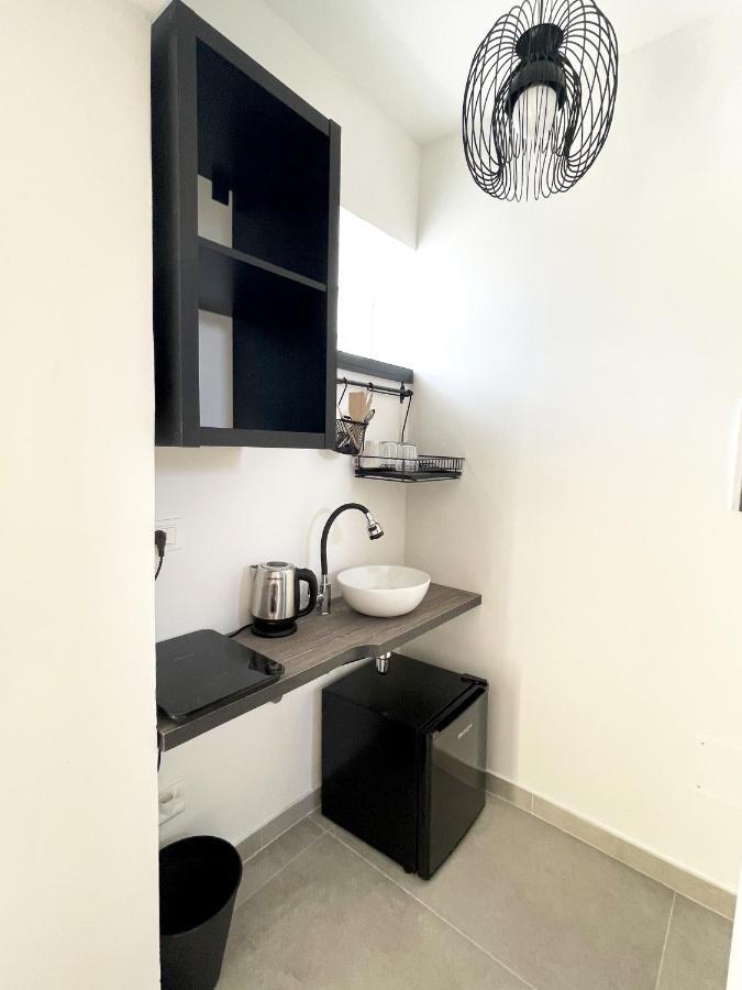 B&B Il Tirreno Cipollina Kültér fotó